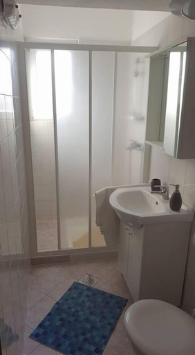 Bathroom 3, Apartments Pere, Povljane
