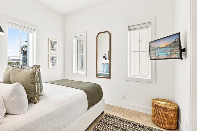 Others 3, Sandpiper Cottage 239 HL, Nueces