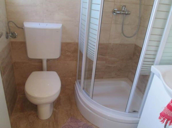 Bathroom 3, Apartments Ivo, Vir