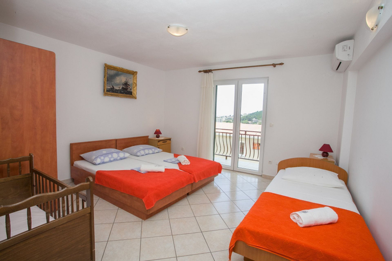 Bedroom 2, Apartments Petar, Dugi Rat