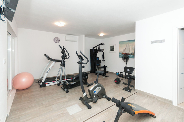 Fitness facility 3, Villa Jolanda, Trogir
