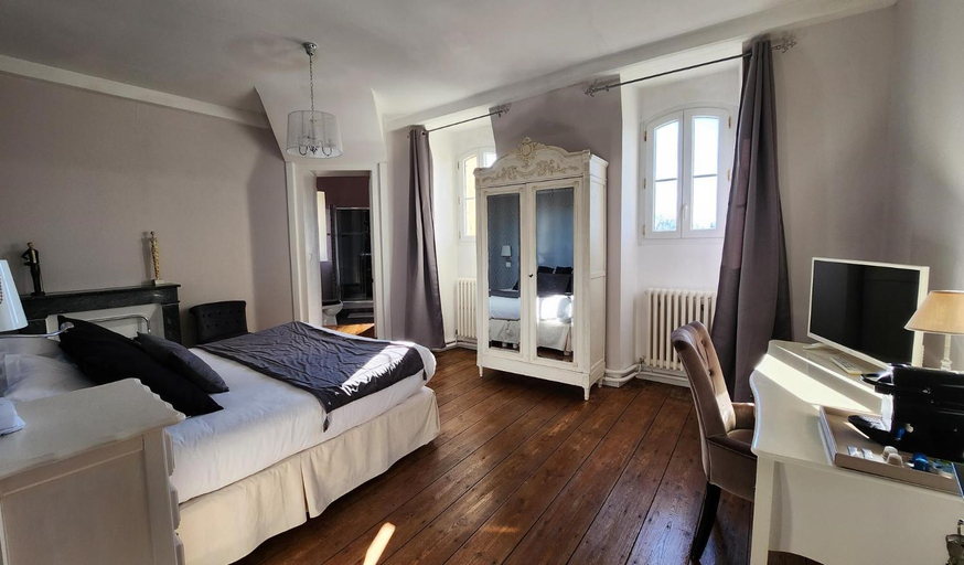 Bedroom 3, Chateau Pontet d'Eyrans & Spa, Gironde