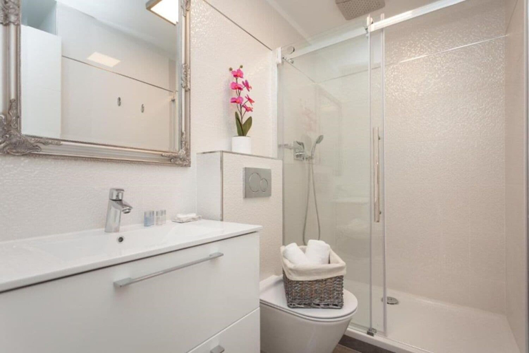 Bathroom 3, Apartments Regent 2, Rovinj