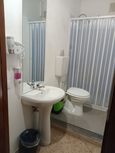 Bathroom 5, Framamired, Palermo