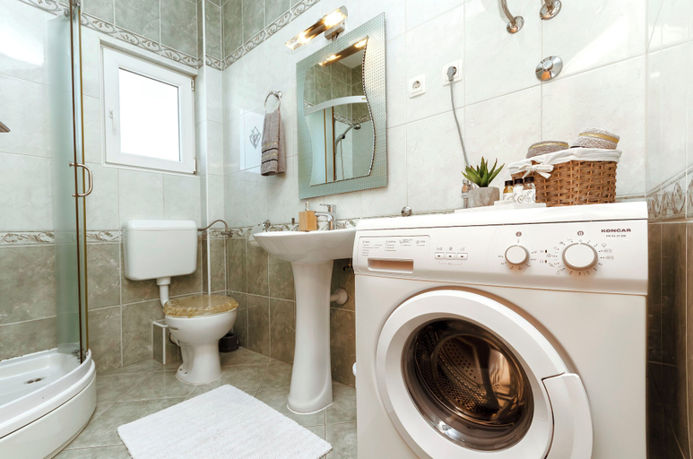 Bathroom 4, Apartments Ani, Vodice