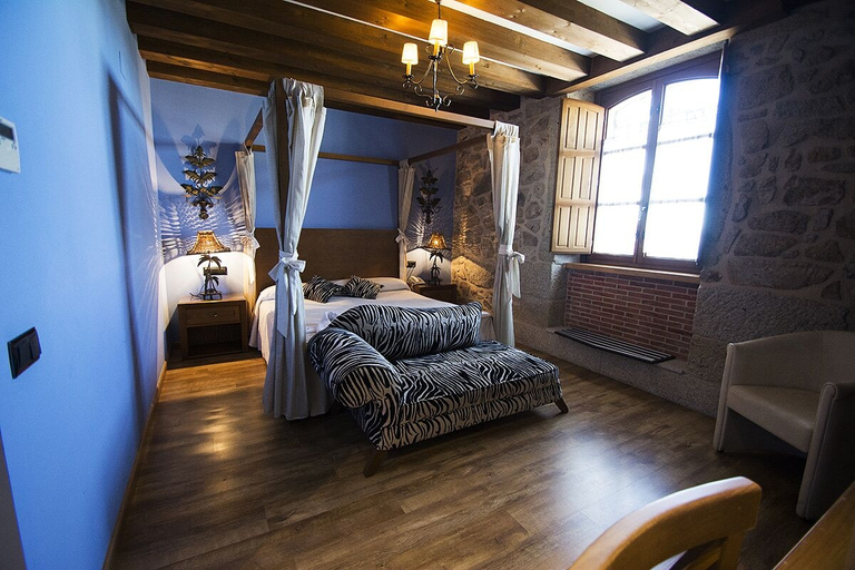 Bedroom 5, Posada Doña Urraca, Zamora