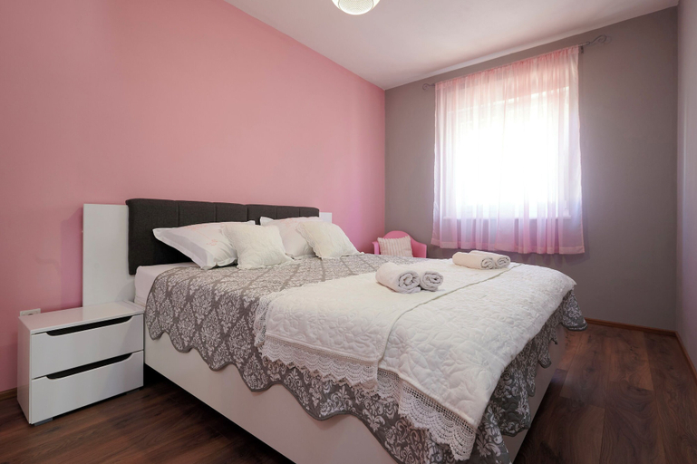 Bedroom 3, Apartment Tomi, Trogir