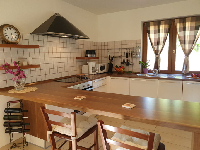 Private kitchen, Villa Rapkinja, Lopar/Supetarska Draga
