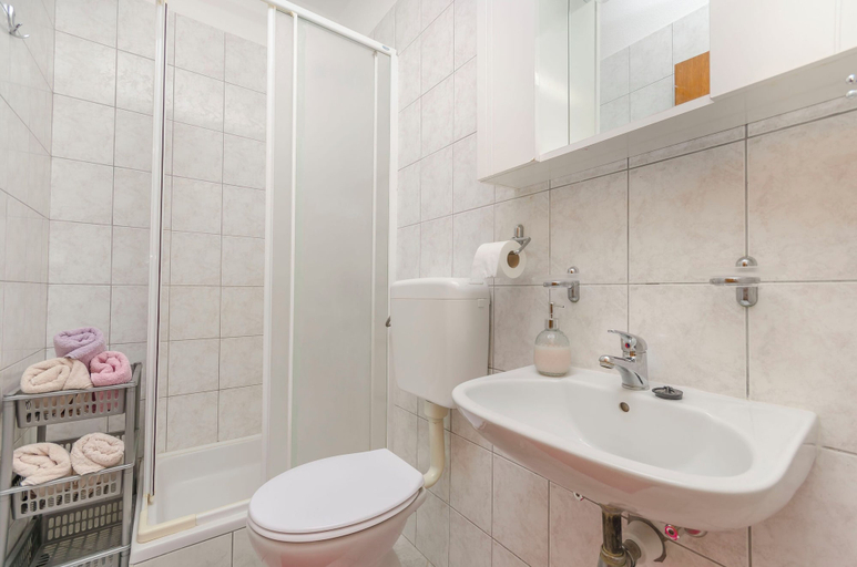 Bathroom 4, Apartments Jopa, Vodice