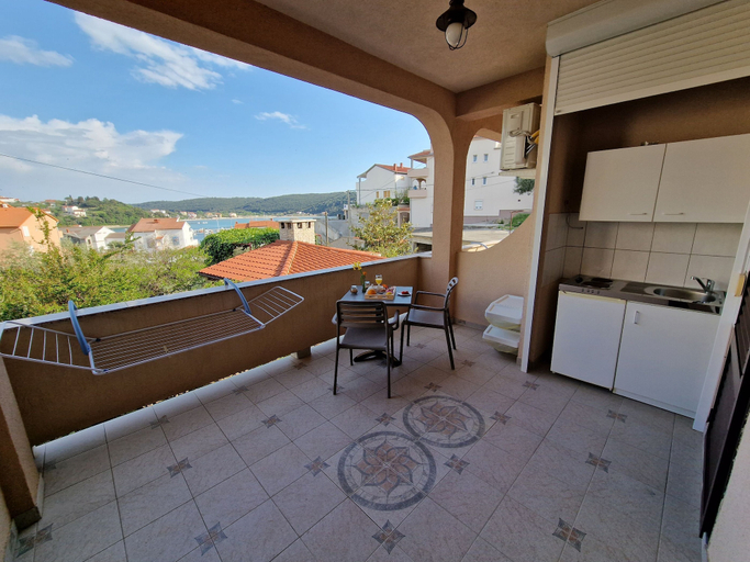 Private kitchen 2, Apartment and Rooms Zora, Lopar/Supetarska Draga