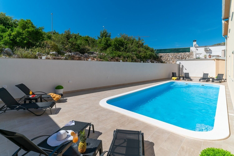 Sport & Beauty 4, Apartments Lux 1, Marina