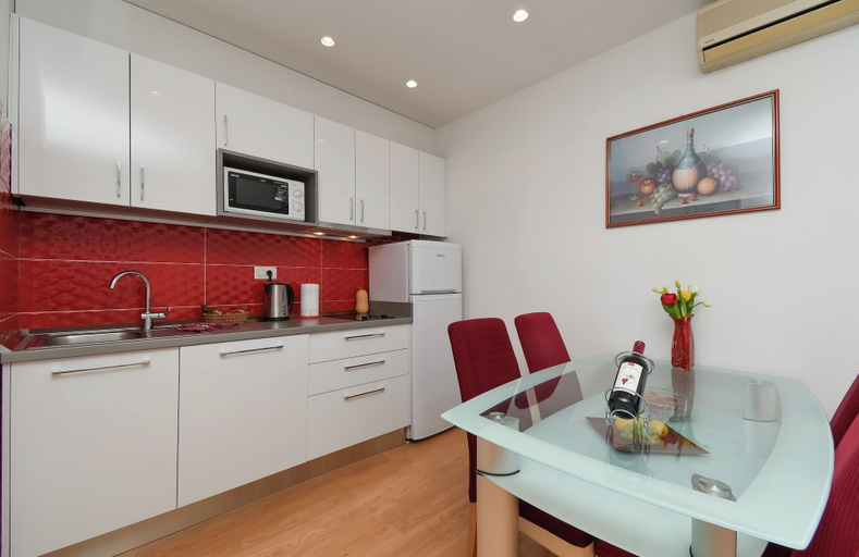 Private kitchen, Apartment Joviz, Makarska