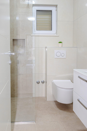 Bathroom 4, Apartments Nikol, Okrug