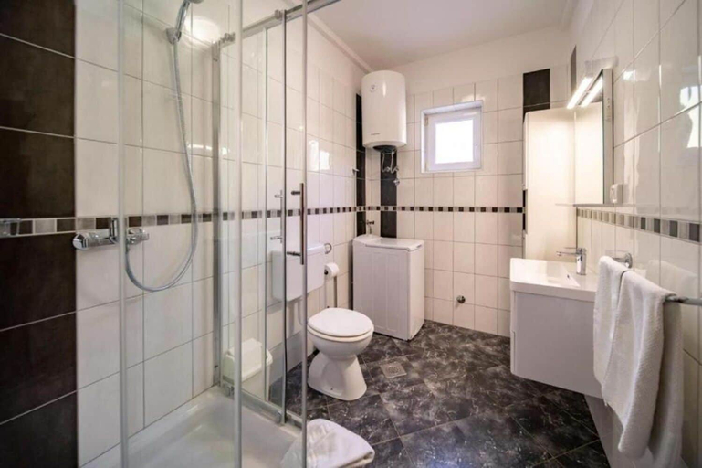Bathroom 3, Apartments Bepa, Lopar/Supetarska Draga