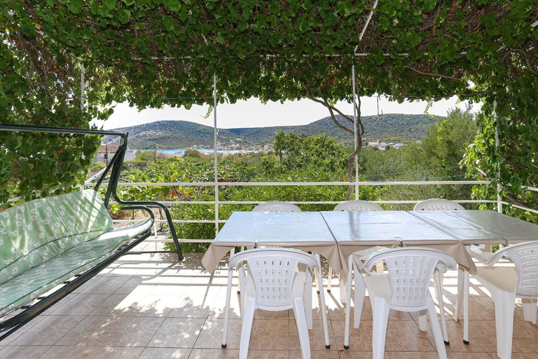 Terrace/patio, House Marcelo, Marina