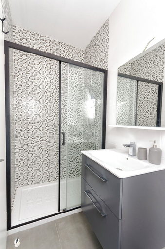 Bathroom 4, Apartments Darinka, Vodice