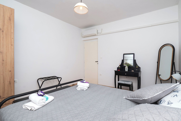 Room 2, House Mirna, Rogoznica