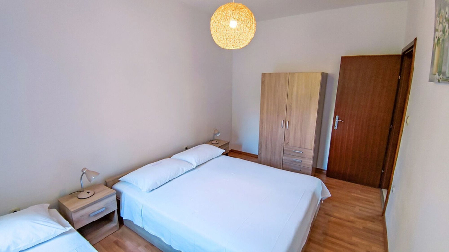Bedroom 3, Leana Apartments , Island of Brač, Supetar