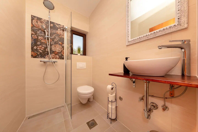 Bathroom 2, House Berto, Medulin