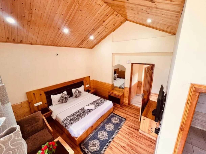 Room 4, The Rohtang Chalet Cottage, Kullu