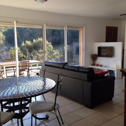 Room 2, GITE U BUGNU, Corse-du-Sud