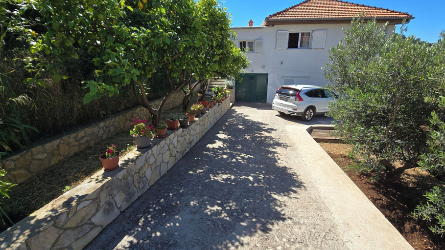 Building design 2, Apartment Mila, Blato