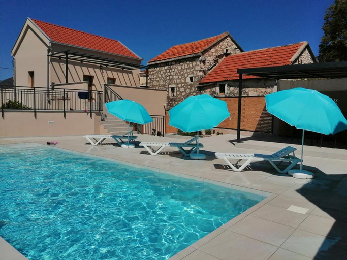 Outdoor pool 5, House Mande i Kate, Vrgorac