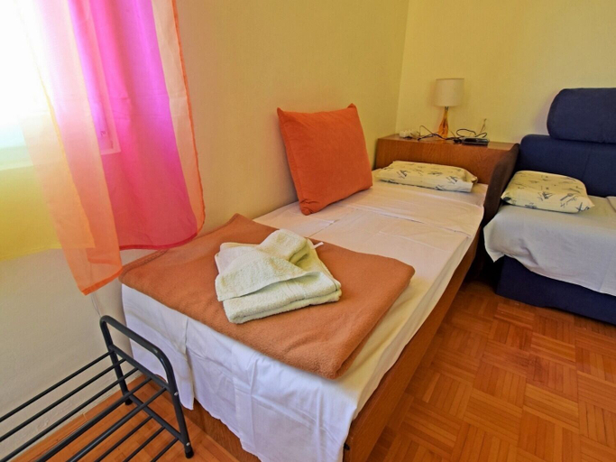 Bedroom 3, Apartments Mari, Starigrad