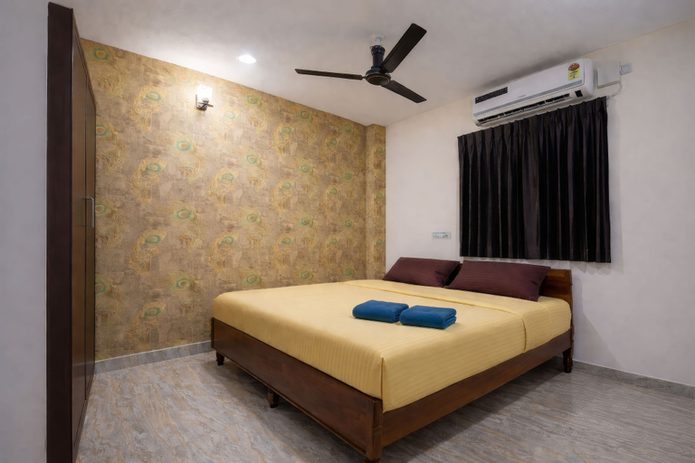 Room 4, Rayzen Stays, Chennai