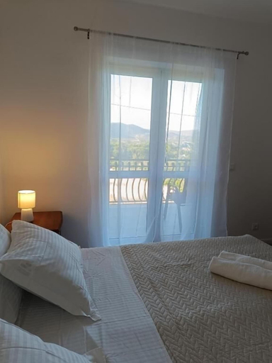 Room 2, House Nevenka, Omiš
