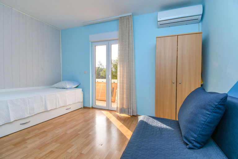 Room 2, Apartments Ivancic, Seget