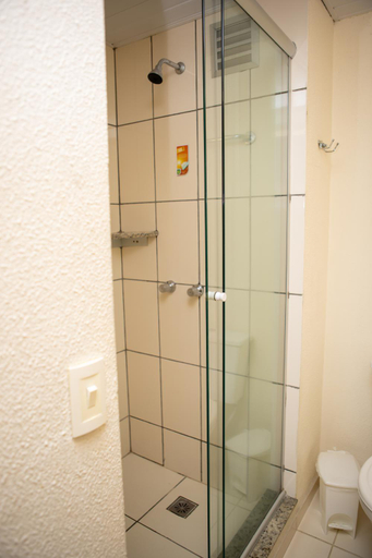 Bathroom 3, Hotel 10 Itajai/Navegantes, Itajaí