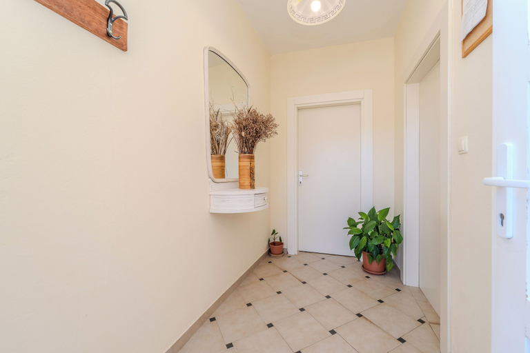Interior entrance, Apartment Iva, Sali