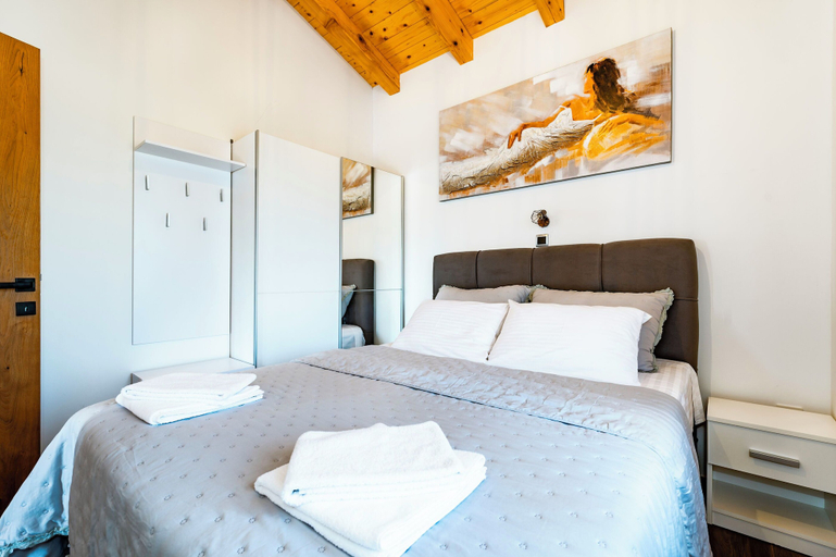 Bedroom 3, Villa Lunis, Vodice