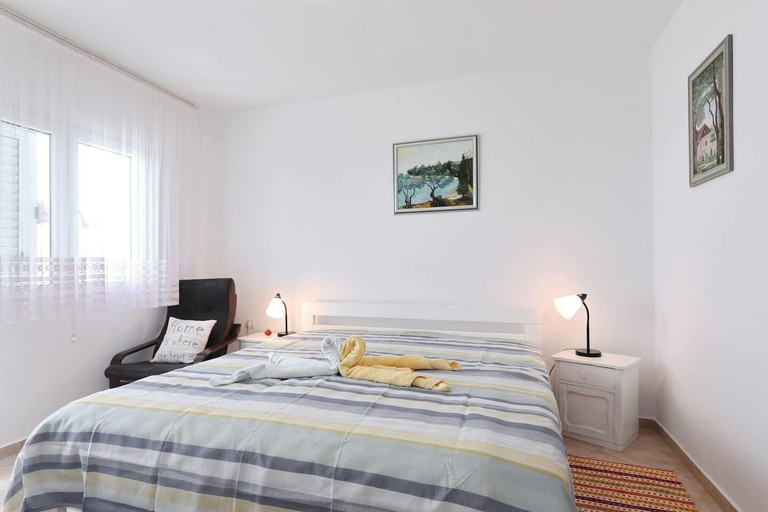 Bedroom 3, Apartments Djurdja by the sea, Murter