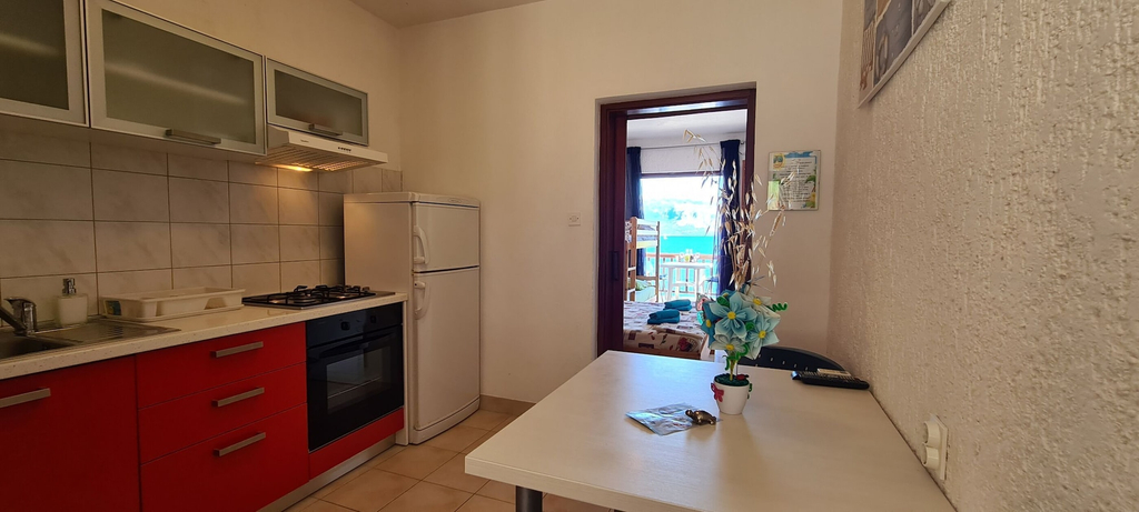 Private kitchen 5, Apartments On the Beach, Sućuraj