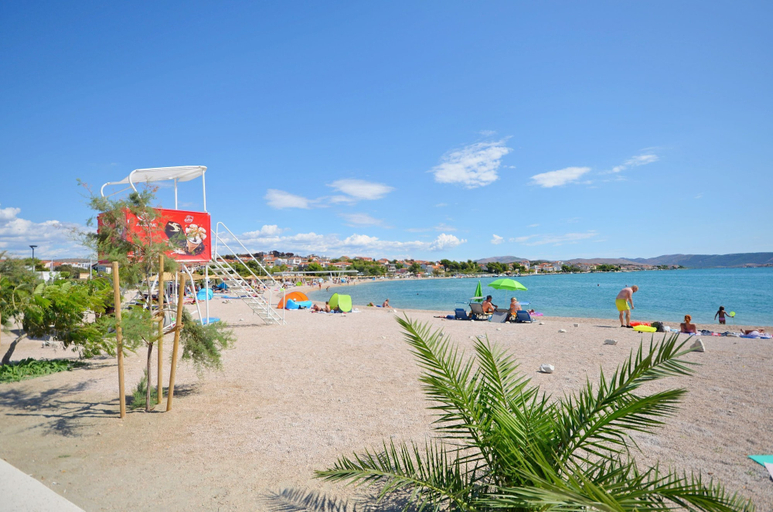 Beach 4, Apartments Radmila, Šibenik