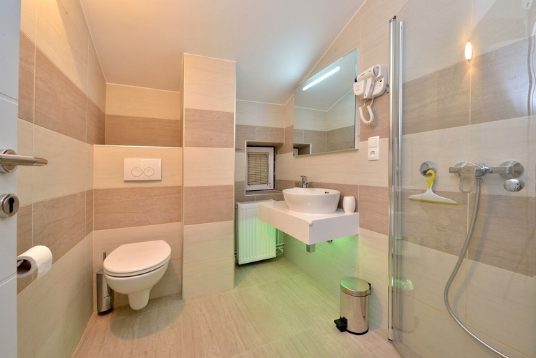 Bathroom 4, Apartments Tomo, Sukošan