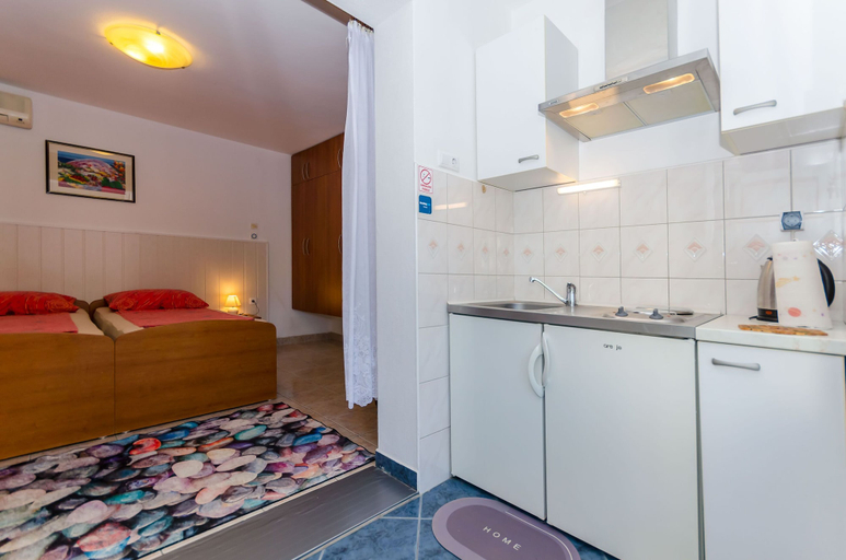 Others 5, Apartments Marika, Hvar