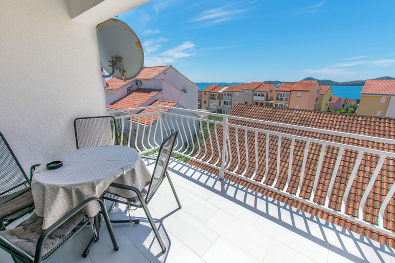 Terrace/patio 3, Apartments Selma, Biograd na Moru