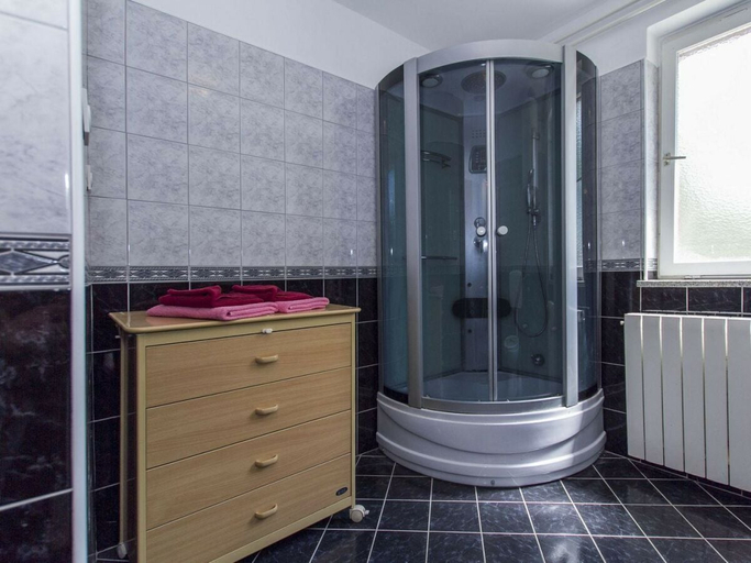 Bathroom 3, House House Vema, Labin