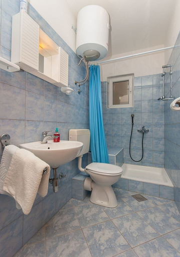 Bathroom 4, Apartments Franka, Omiš