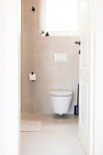 Bathroom 4, House Vrsinka, Marina