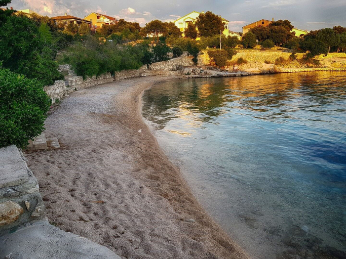 Beach 3, Apartments Mare Family Only, Pag