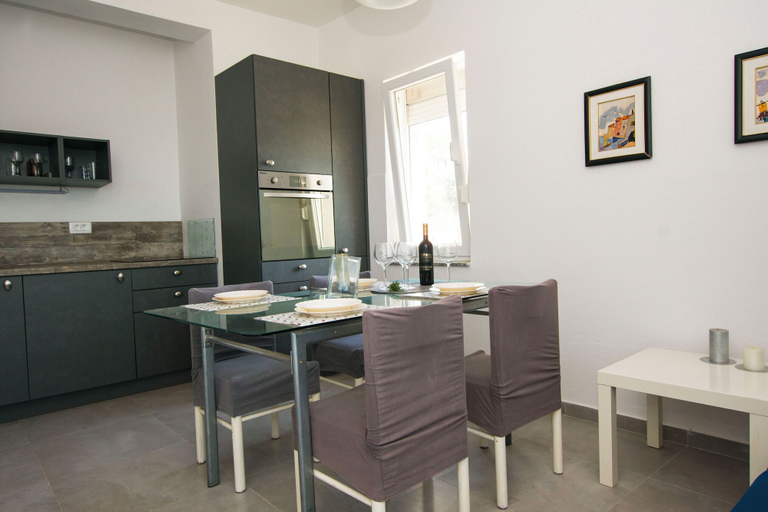 Dining 3, Apartments More, Zadar