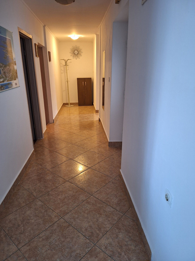 Hallway, Apartment Roland, Vrsar