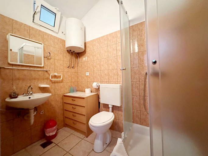 Bathroom 3, Apartments Tomo, Gradac