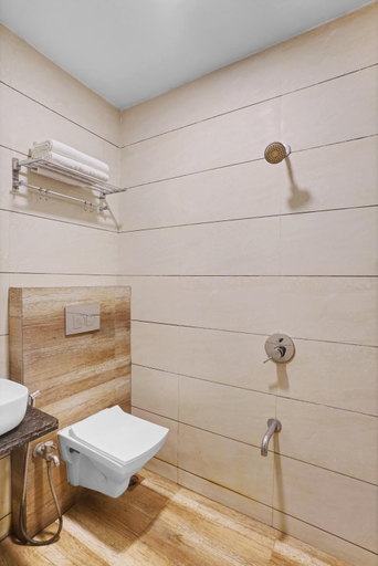 Bathroom 5, Hotel Dream Inn Thane, Thane