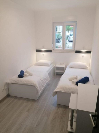 Bedroom 2, Apartments Ivan, Postira