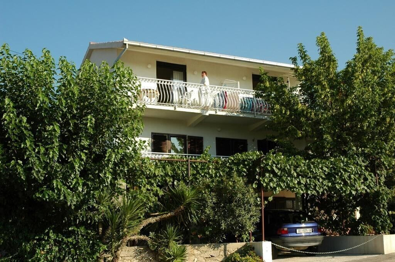 Exterior & Views, Apartments Mirjana, Marina